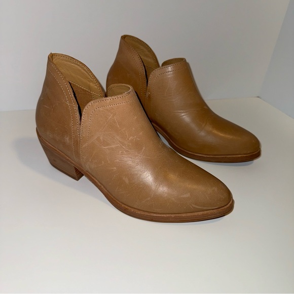 NEW Nisolo Mia Everyday Leather Ankle Bootie Almond size 7 - Picture 4 of 10